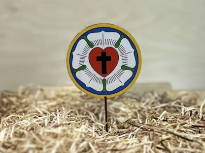 Lutherová ruža na tortu