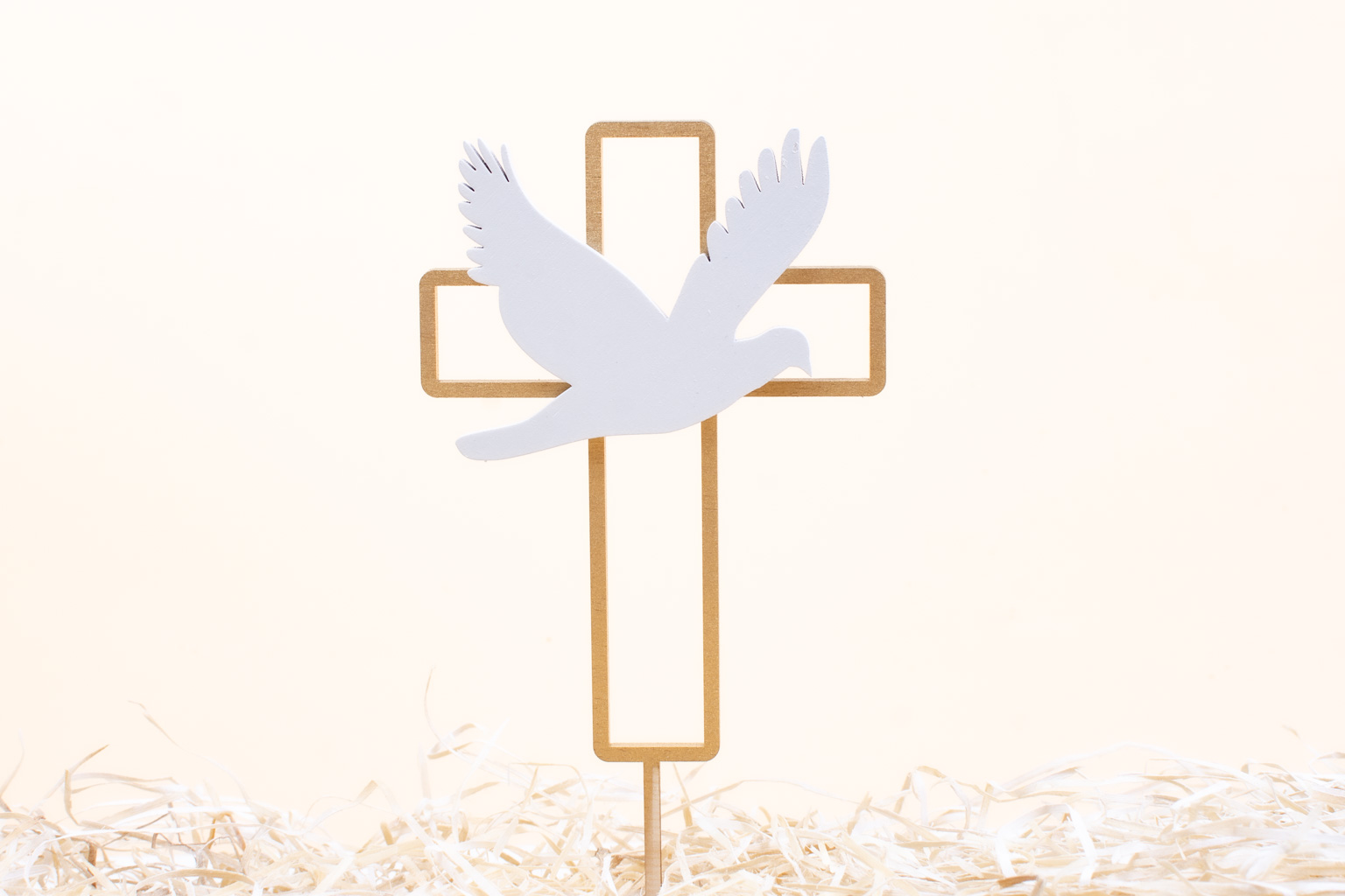 Kríž s holubicou - zlatá