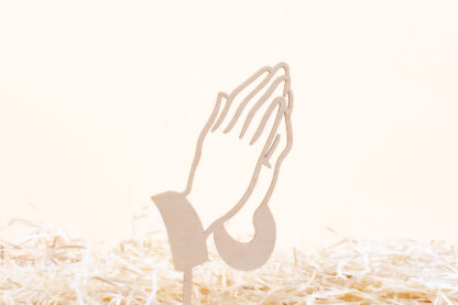 modliace ruky na tortu