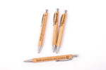drevené firmené pero s gravírovaným logom